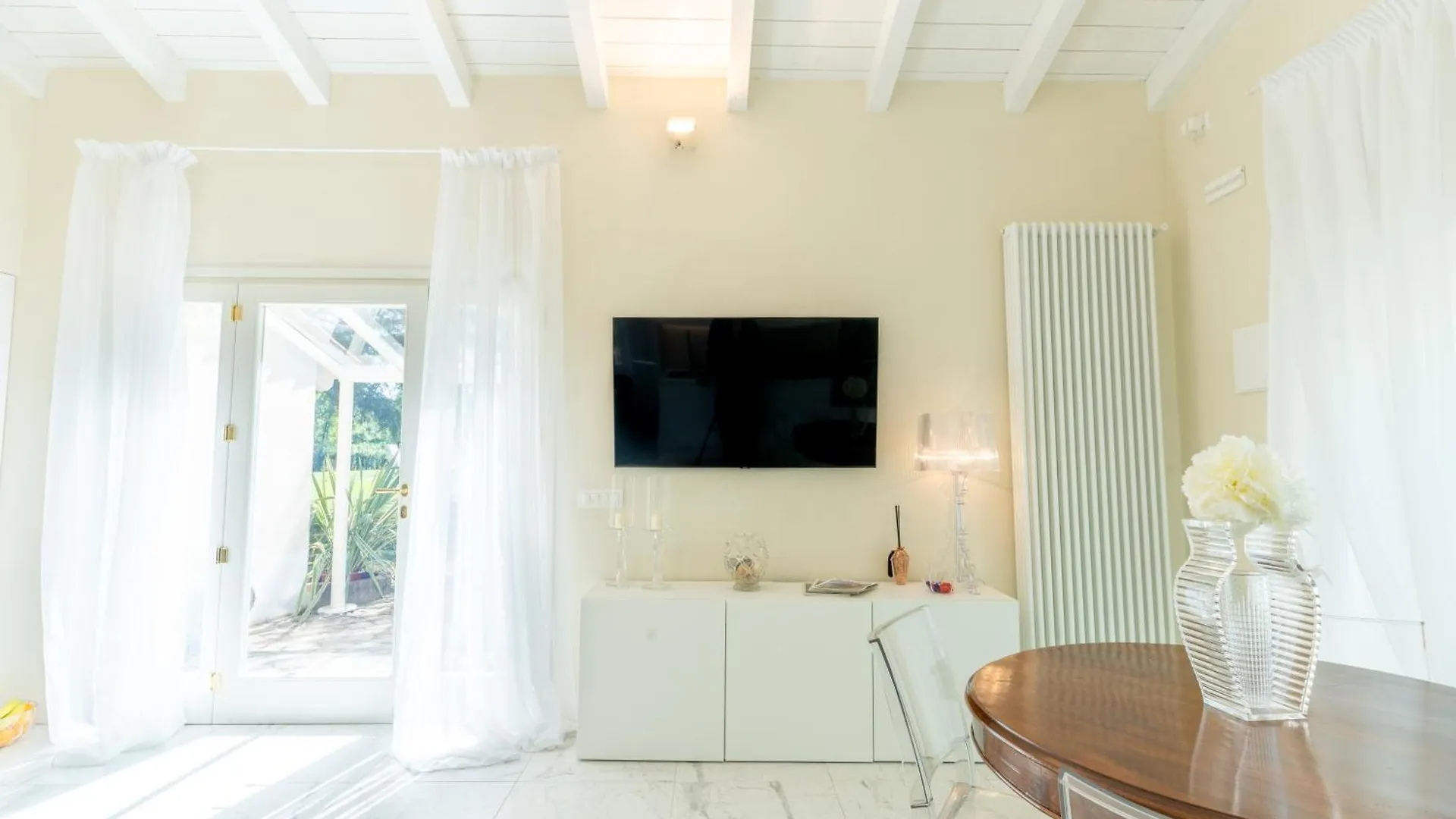 Villa Vittoria - Lusso Con Piscina, Tennis, Jacuzzi E Palestra Lucca 0*,  Itálie