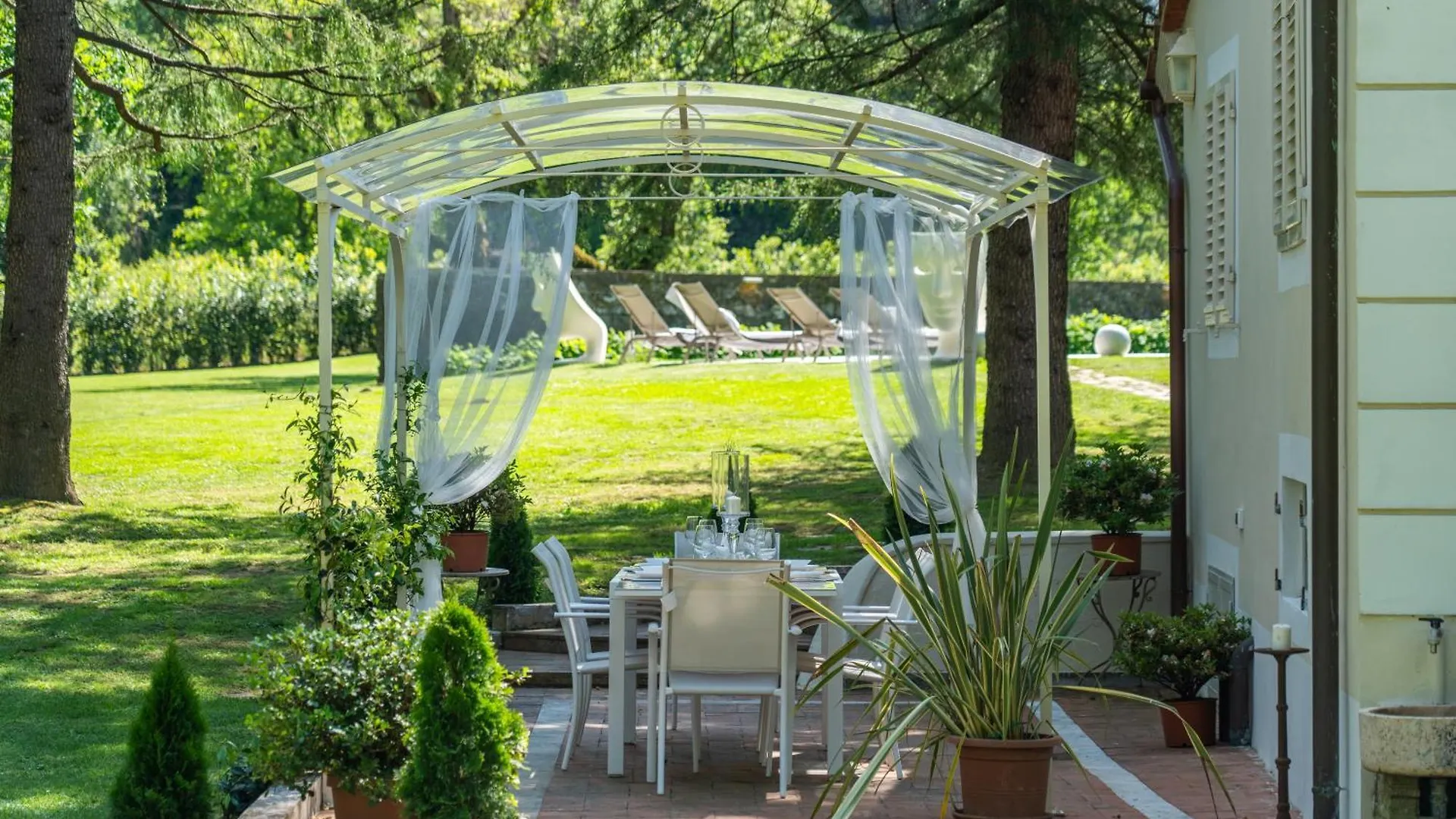 Villa Vittoria - Lusso Con Piscina, Tennis, Jacuzzi E Palestra Lucca 0*,