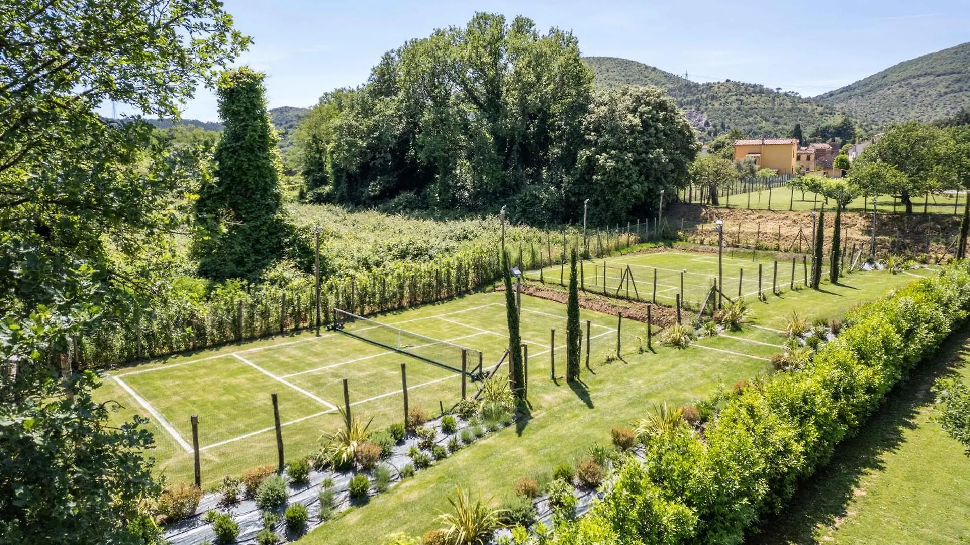 Villa Vittoria - Lusso Con Piscina, Tennis, Jacuzzi E Palestra Lucca