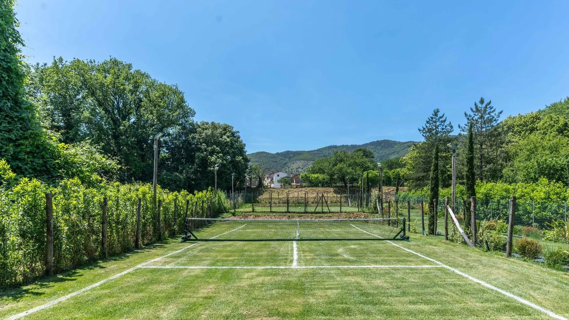 Villa Vittoria - Lusso Con Piscina, Tennis, Jacuzzi E Palestra Lucca Itálie