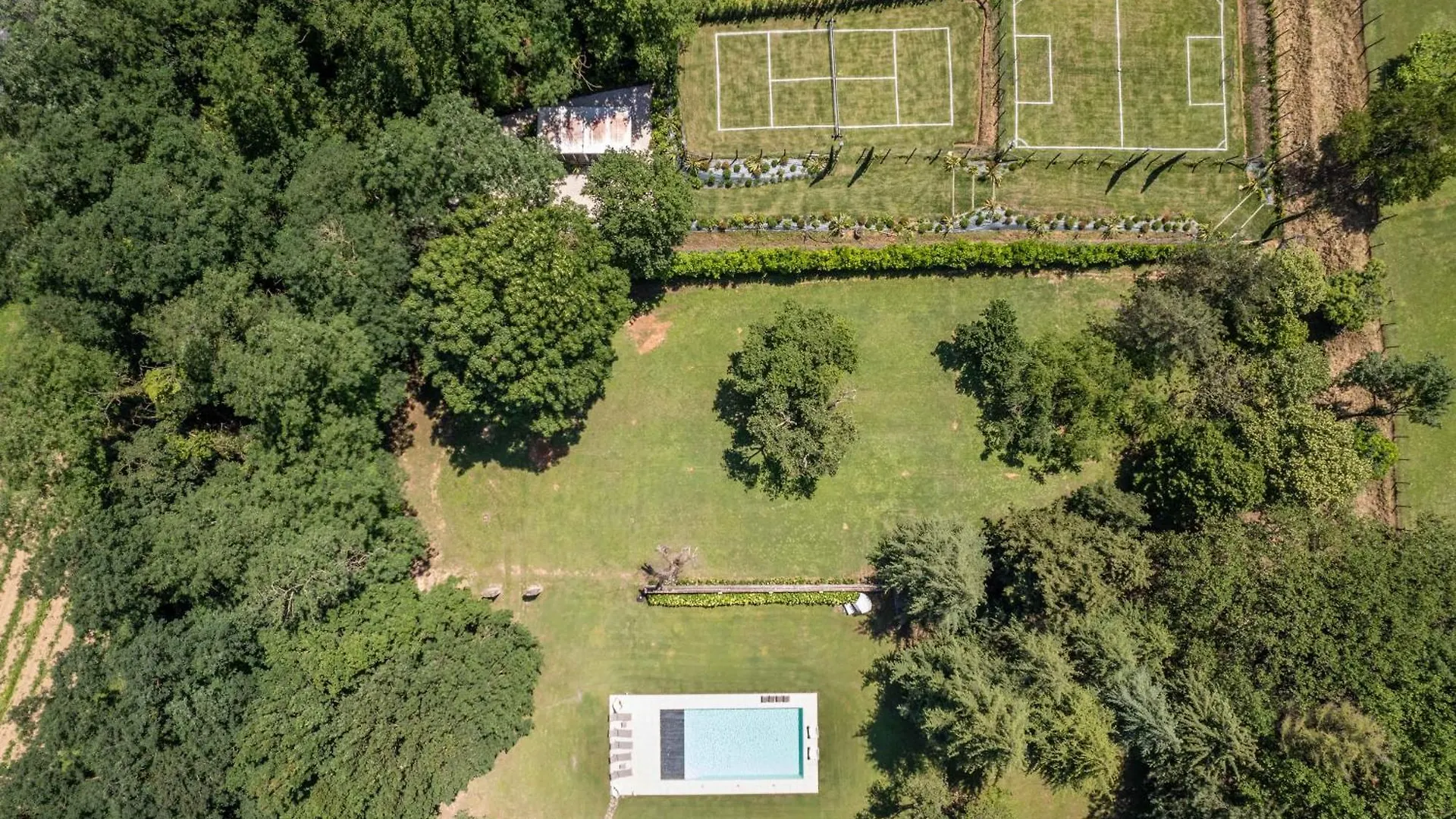 Villa Vittoria - Lusso Con Piscina, Tennis, Jacuzzi E Palestra Lucca Itálie
